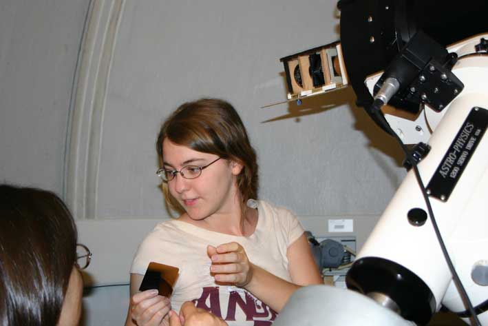 Myriam Rodrigues at C14 telescope, from Instituto Geografico do Exercito